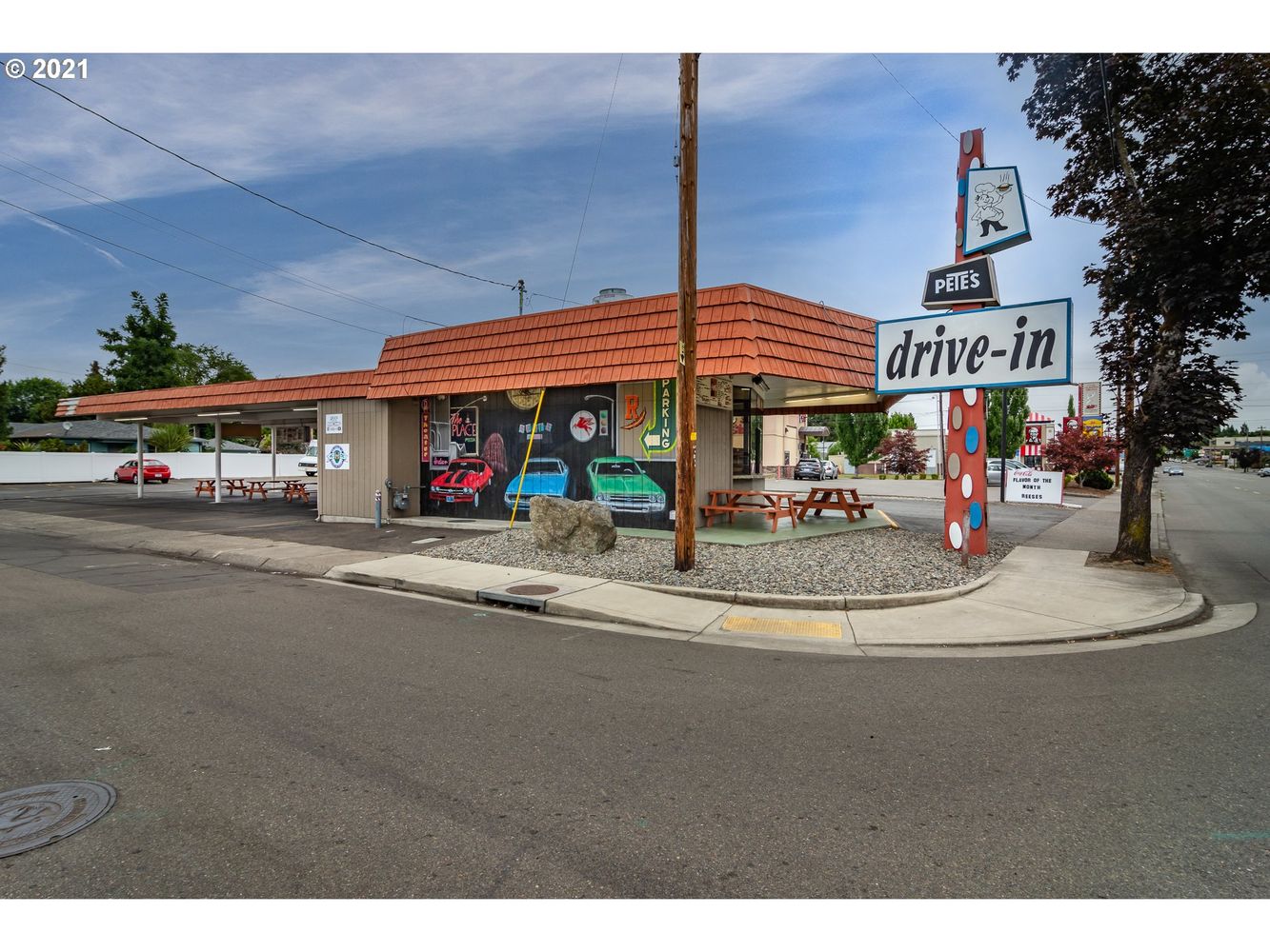 1270 W Harvard Ave, Roseburg, OR 97471
